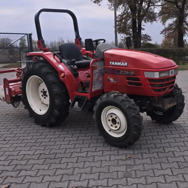 Mini Traktorek Yanmar AF330