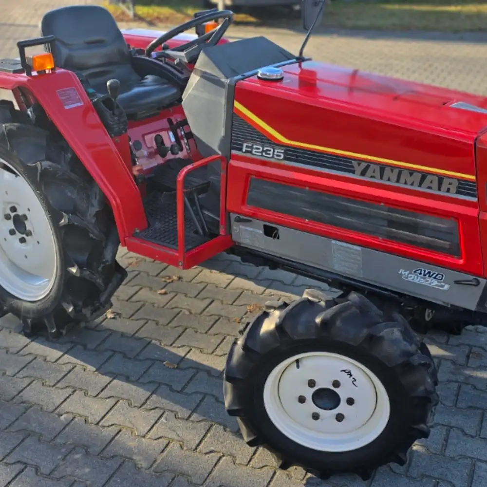 Mini traktorek Yanmar F-235 - obrazek 9